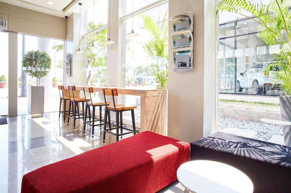 Фото Red Planet Manila Aseana City