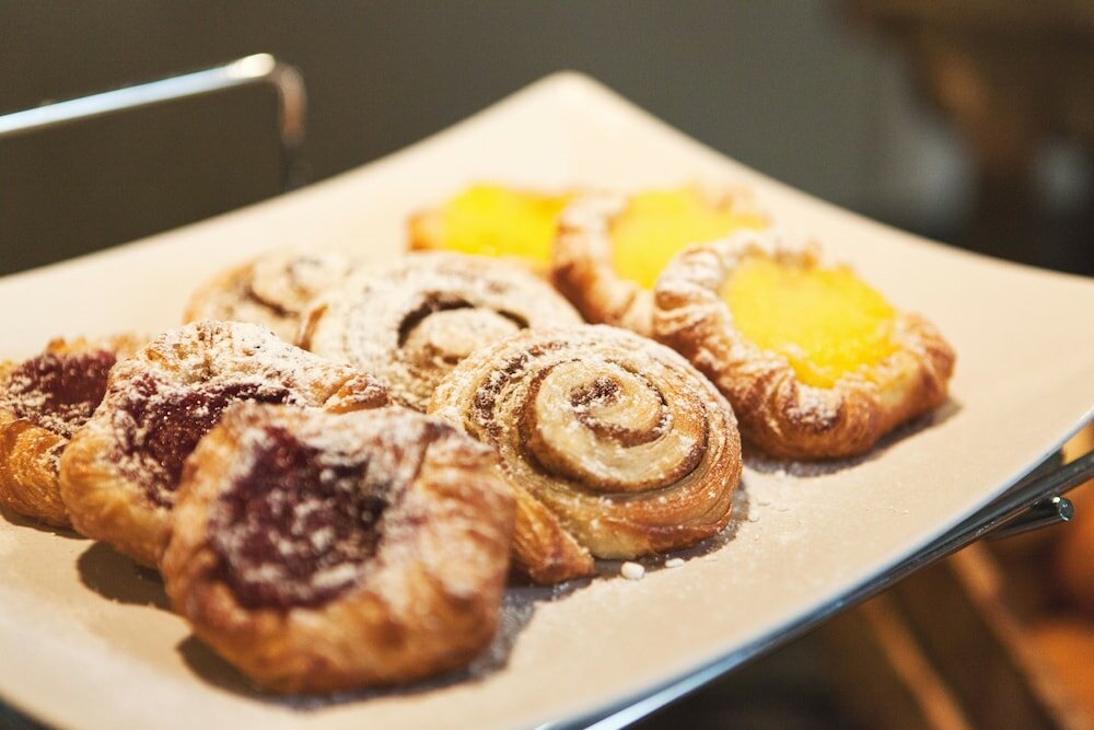 Фото Weinhotel Kaisergarten