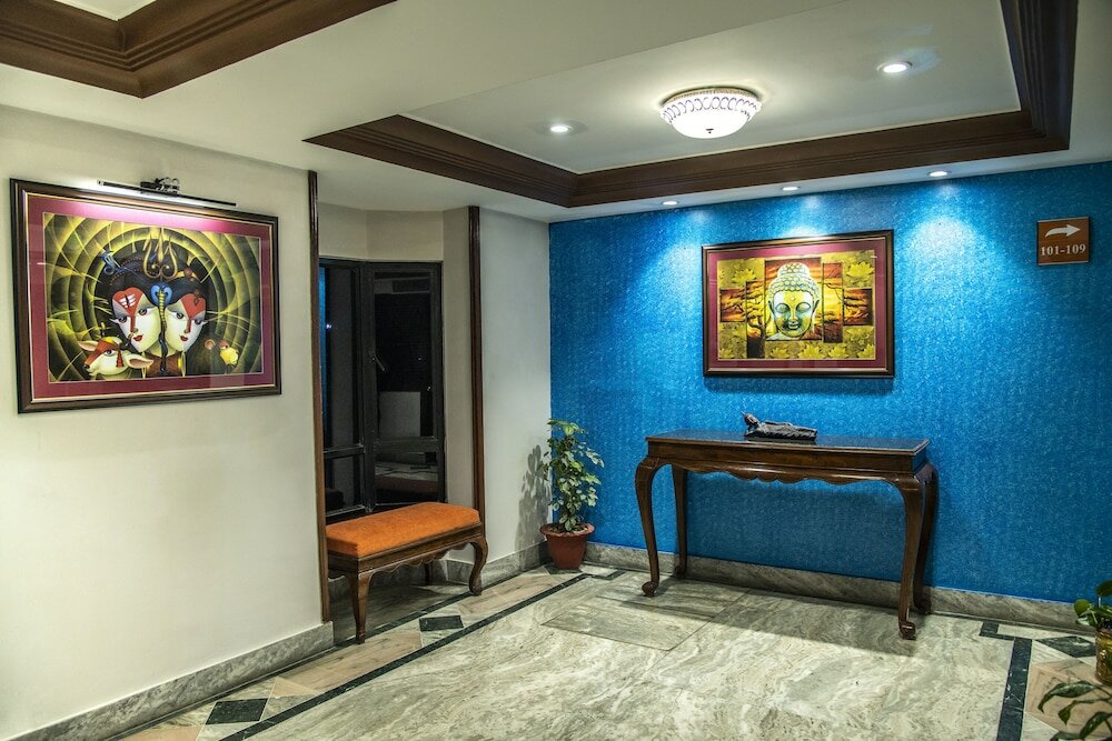 Фото Hotel Nirvana Luxury International