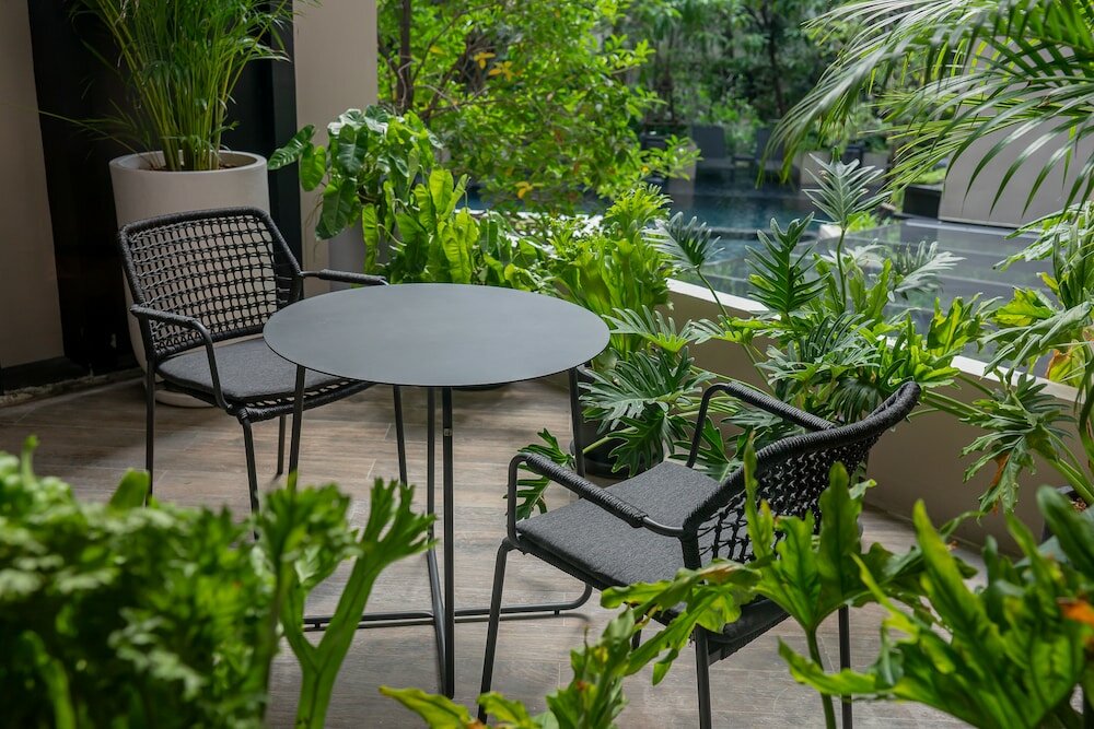 Фото Gardina Asoke Hotel & Residence