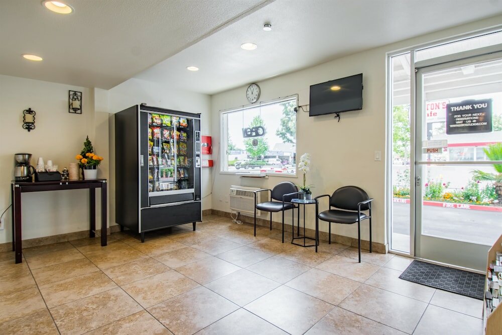 Фото Studio 6 Cypress, Ca