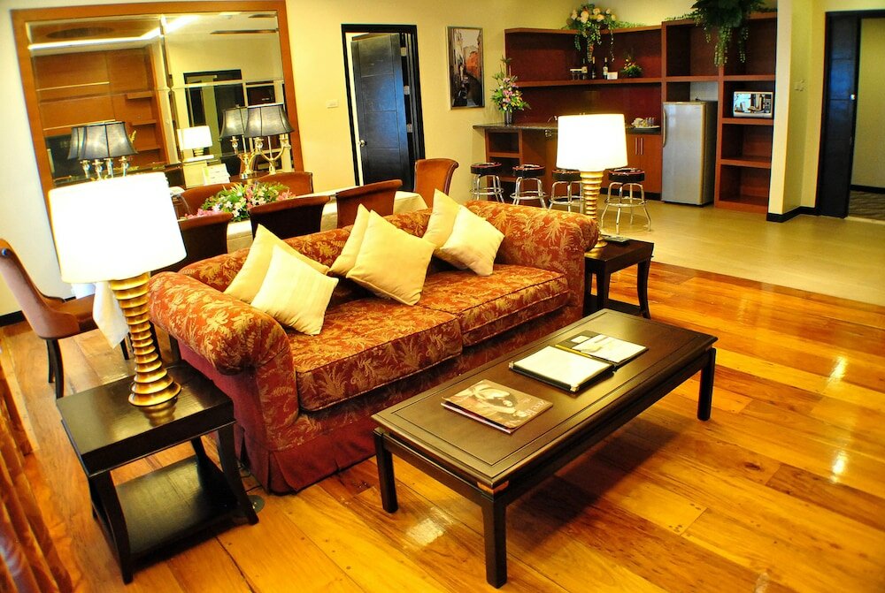 Фото Hotel Elizabeth Cebu