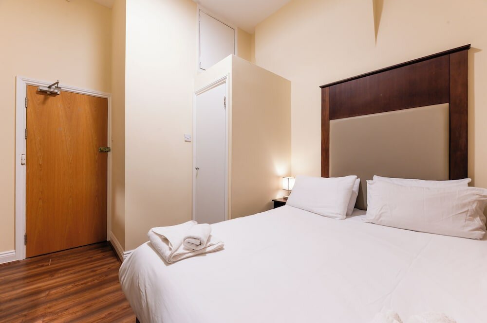 Фото Astoria Hotel