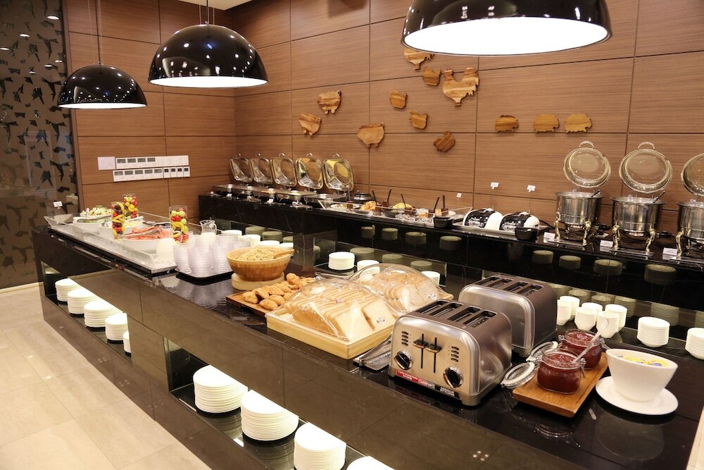 Фото Busan Business Hotel