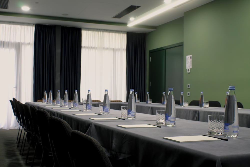 Фото Twenties Hotel