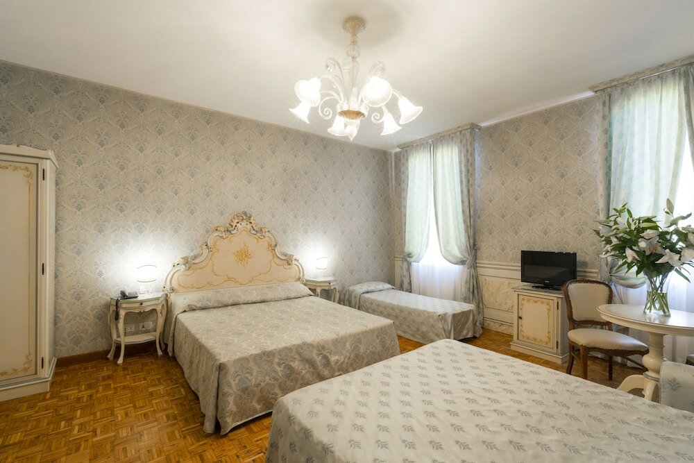 Фото Palazzo Guardi B&B