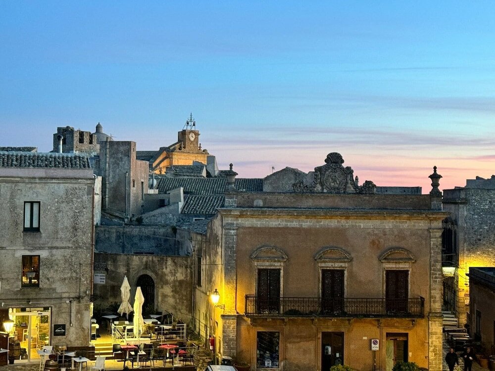 Фото Hotel Edelweiss