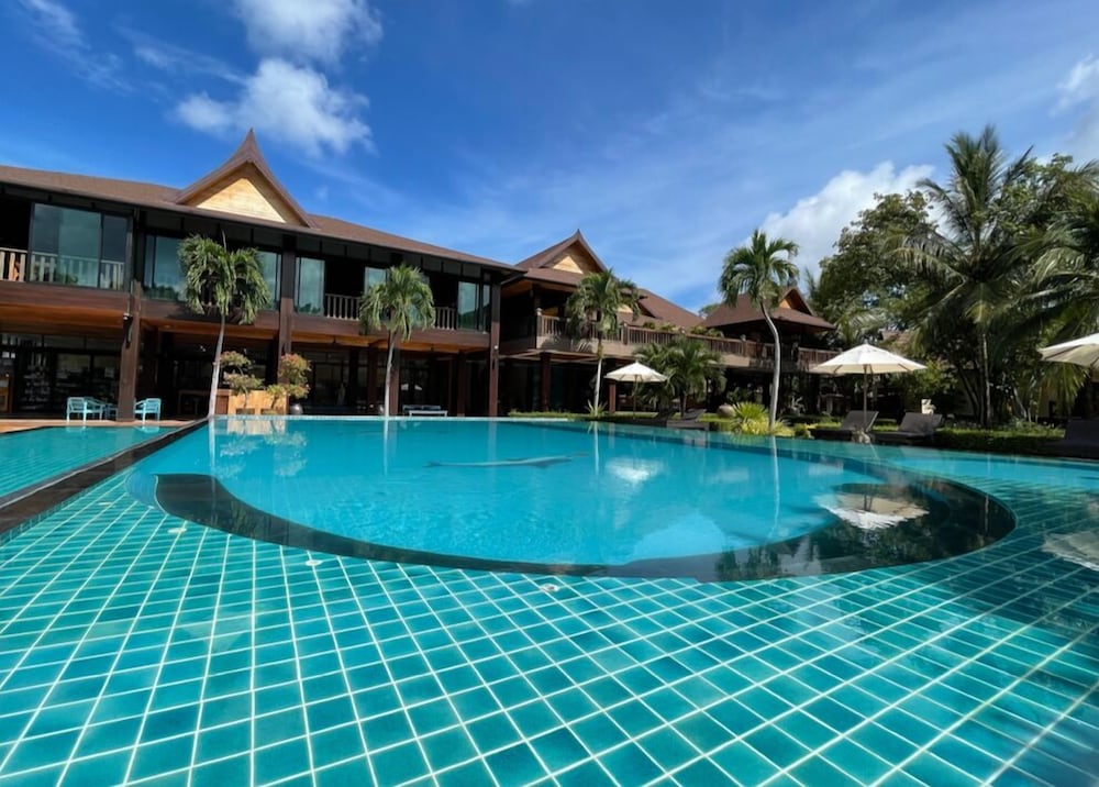 Фото Phi Phi Villa Resort