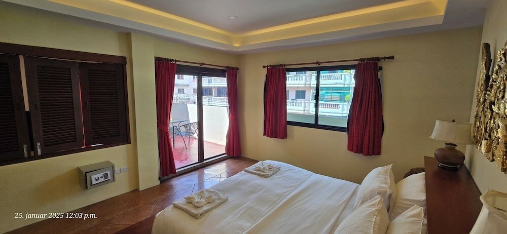 Фото Nirvana Boutique Suites 