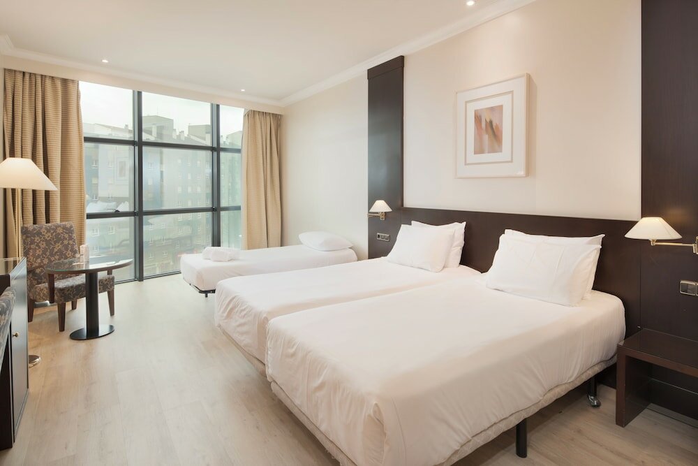 Фото Exe Oviedo Centro