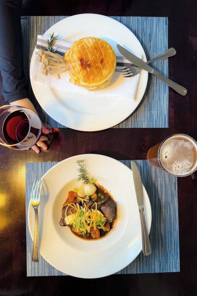 Фото Sheraton Grand Sacramento Hotel