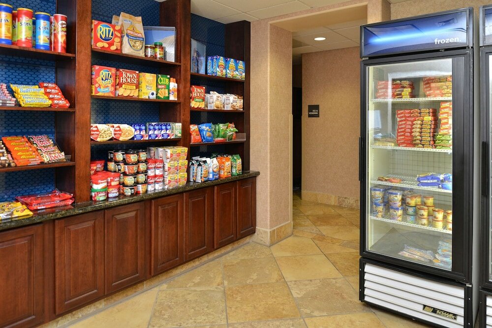 Фото Hampton Inn & Suites Boise-Meridian