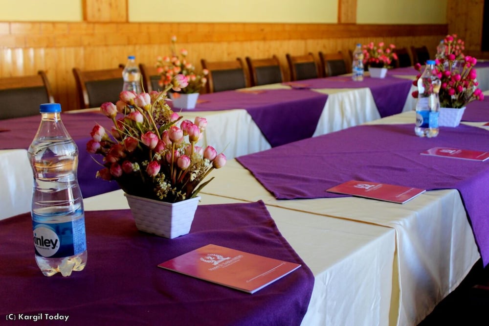 Фото Zojila Residency