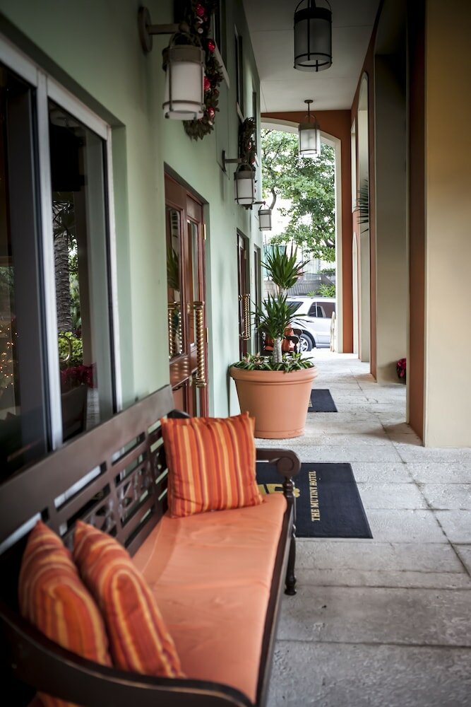 Фото The Mutiny Hotel