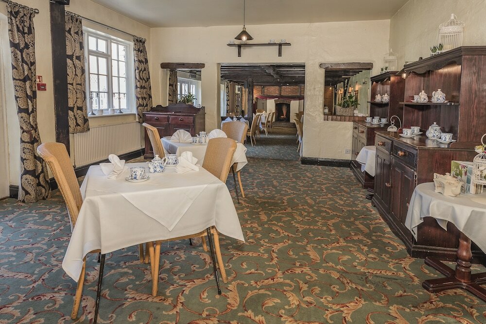 Фото Brook Marston Farm Hotel