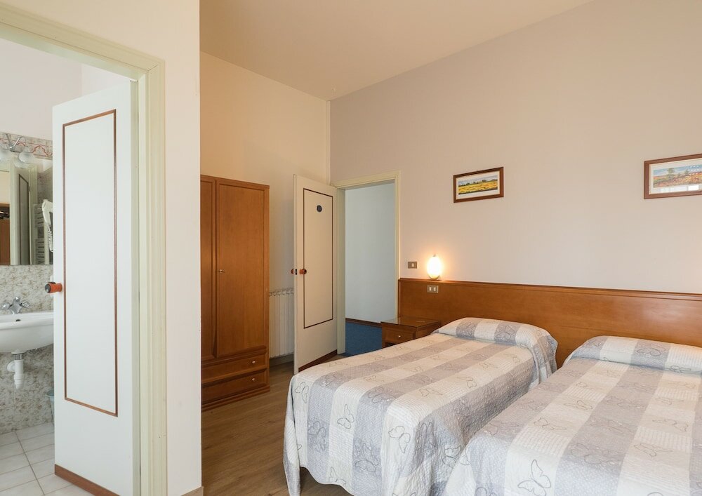 Фото Hotel Santorotto