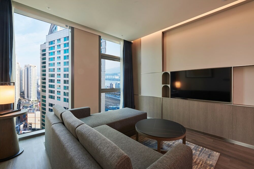 Фото Nine Tree Premier Rokaus Hotel Seoul Yongsan