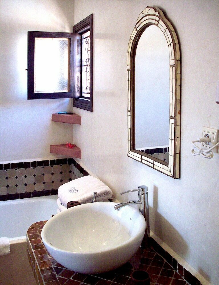 Фото Riad Yacout