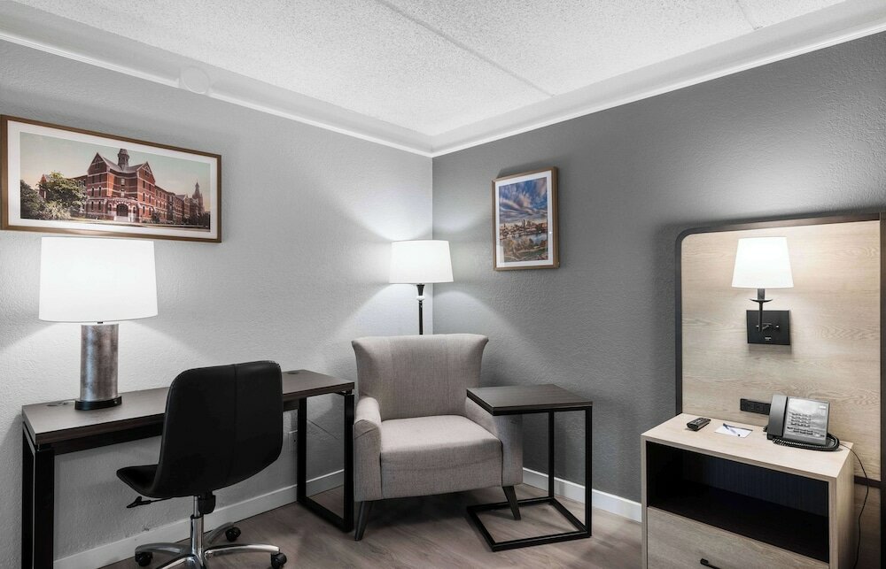 Фото La Quinta Inn by Wyndham Stockton