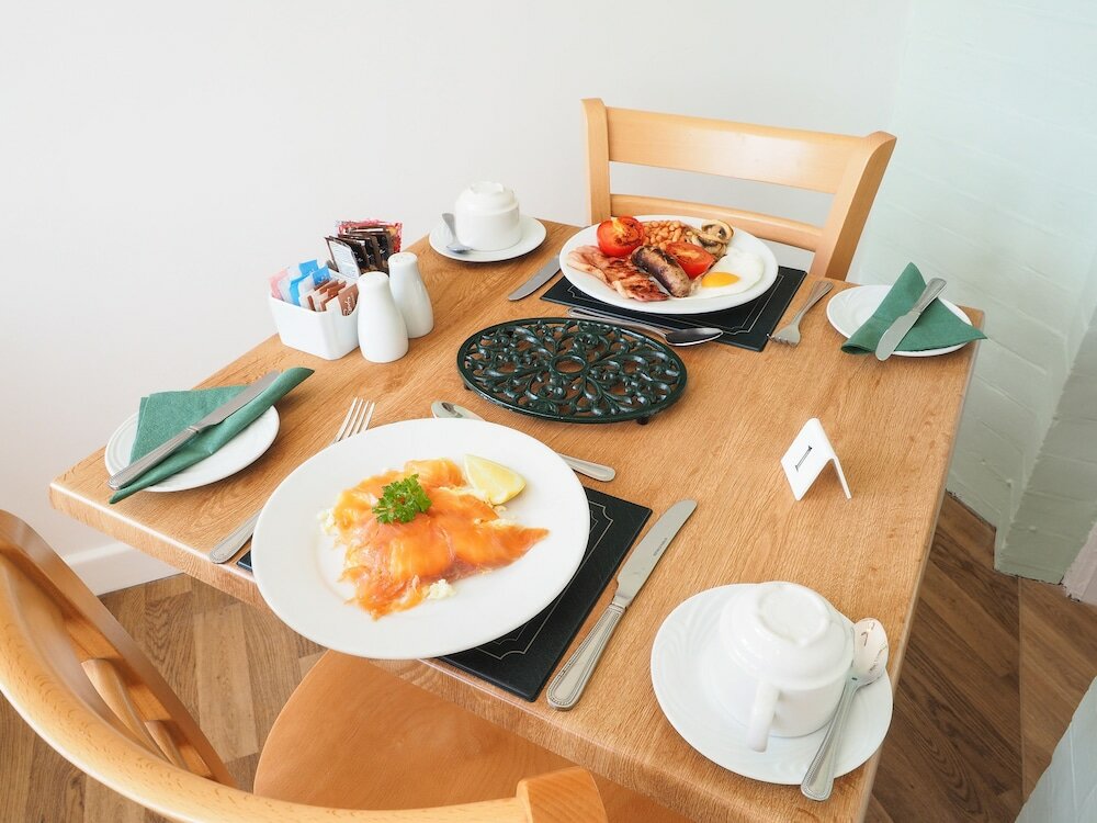 Фото By The Sea Bed and Breakfast