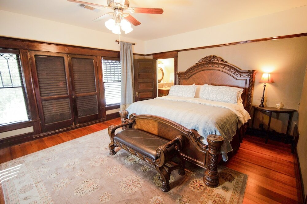 Фото Iron Horse Inn
