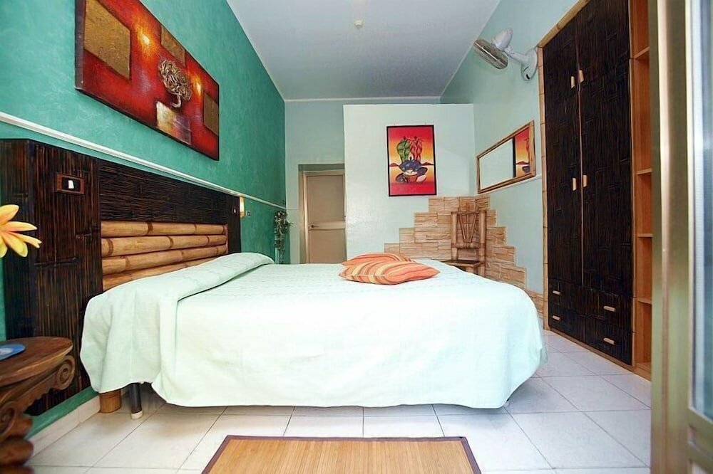 Фото Hotel Ginerva a Napoli