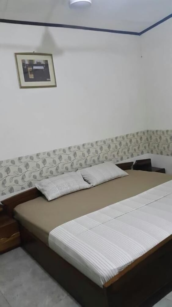 Фото Inn Syde Guest House