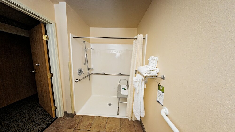 Фото FairBridge Inn Express