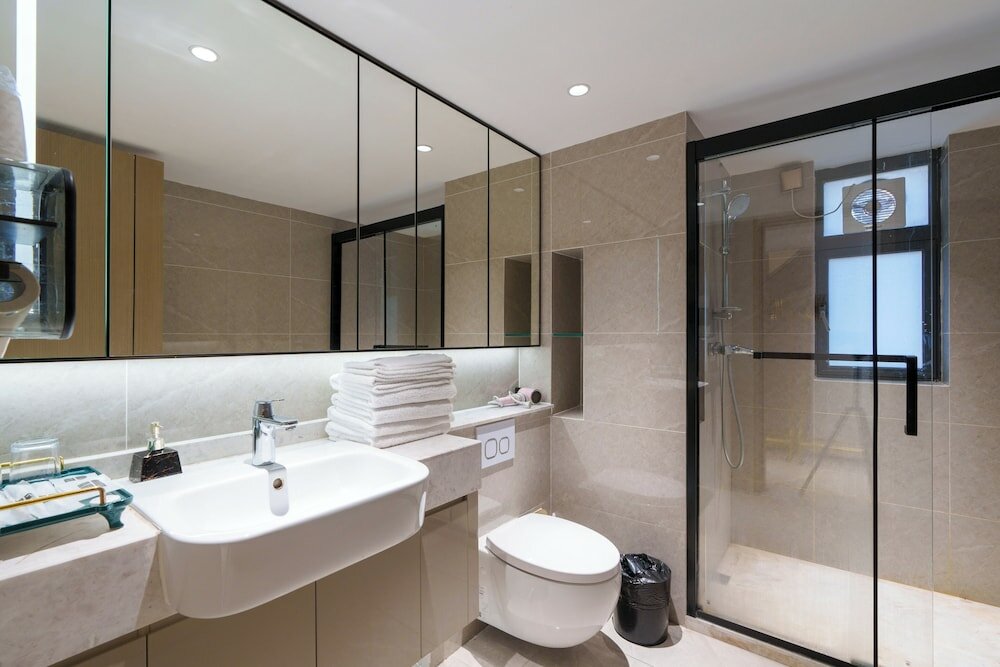 Фото Sunny Apartment Of Grand Continental