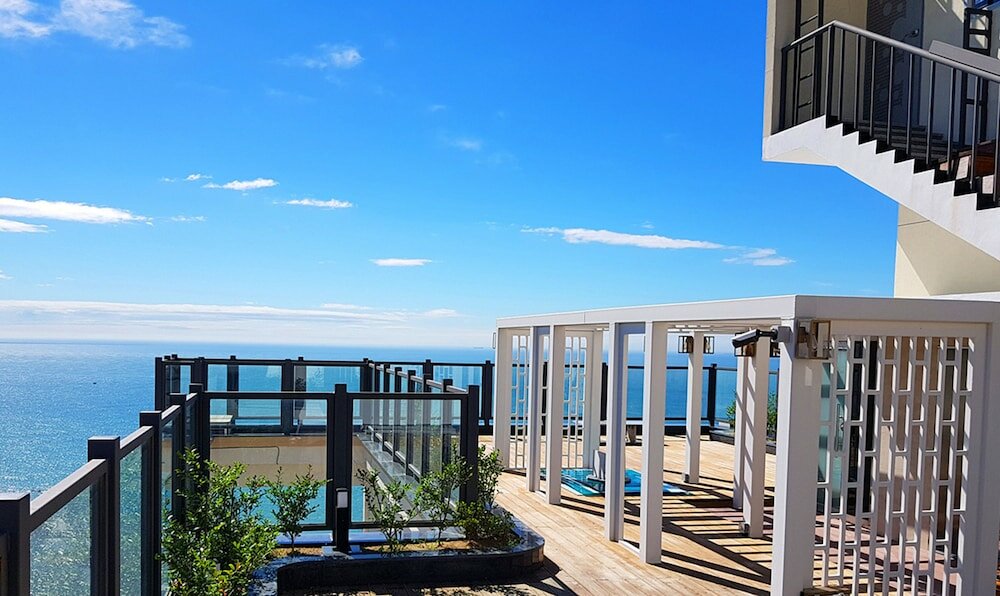 Фото Suntree Hotel