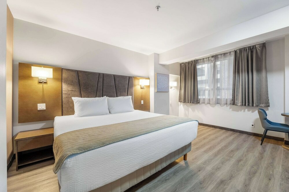 Фото Hotel Montreal Metropolitain, Bw Premier Collection