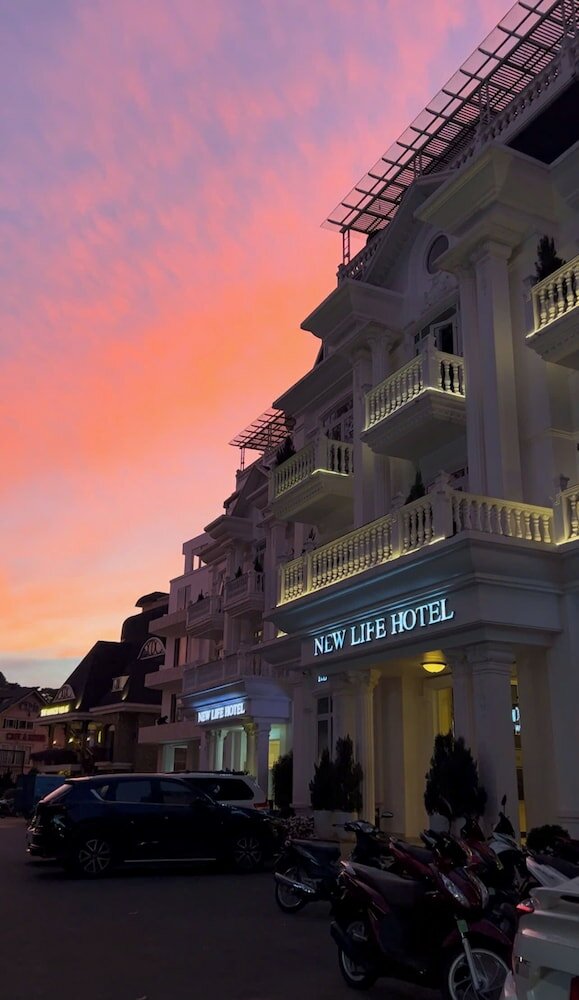 Фото New Life Dalat Hotel