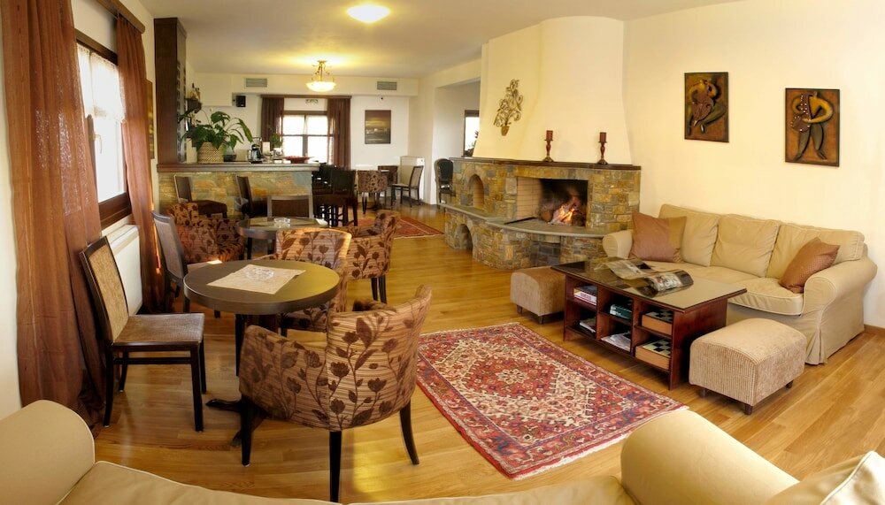 Фото Erofili Hotel and Suites