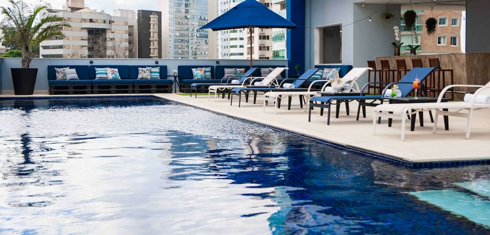 Фото Golden Tulip Porto Vitória