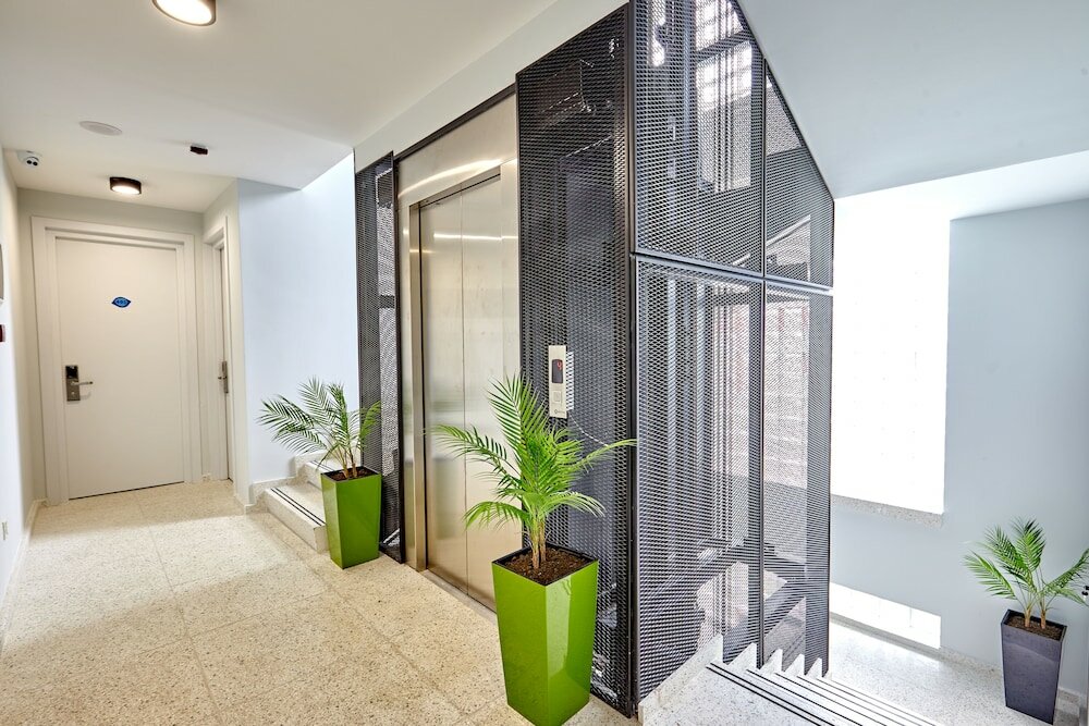 Фото Graphica Tbilisi Hotel