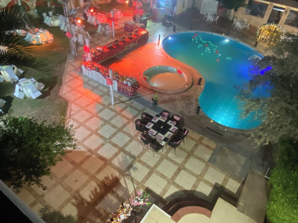Фото Karnak Hotel