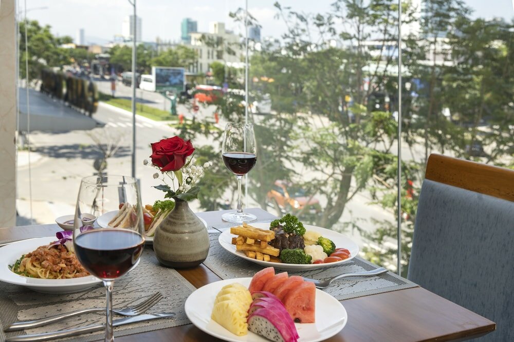 Фото San Marino Boutique Danang