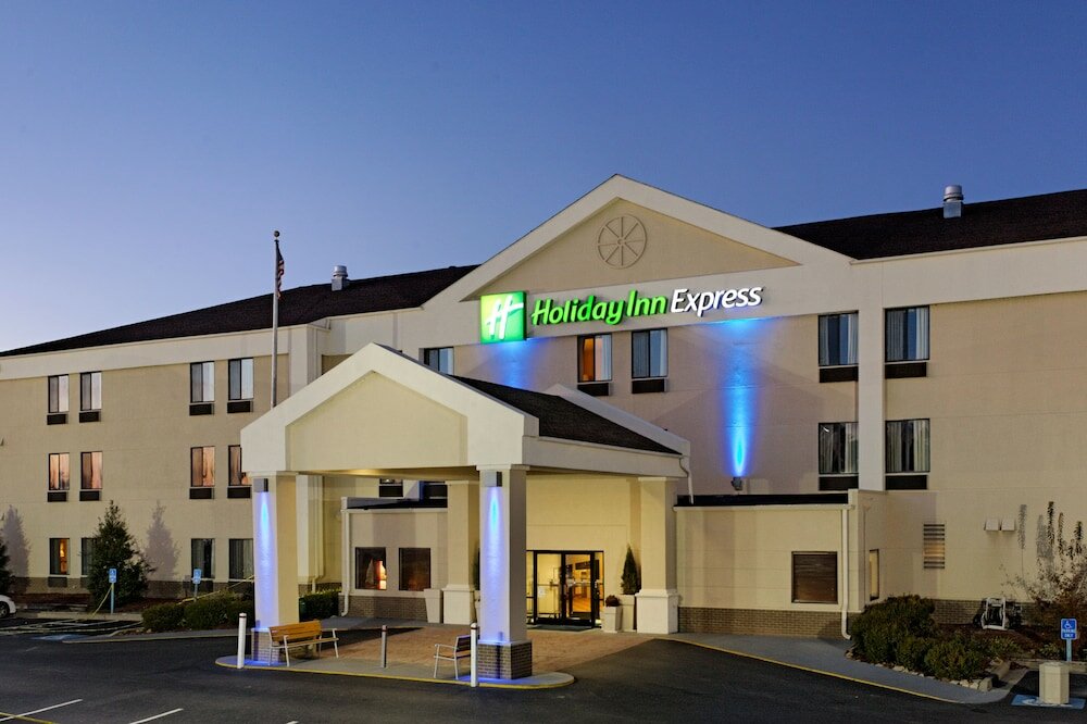Фото Holiday Inn Express Metropolis, an Ihg Hotel