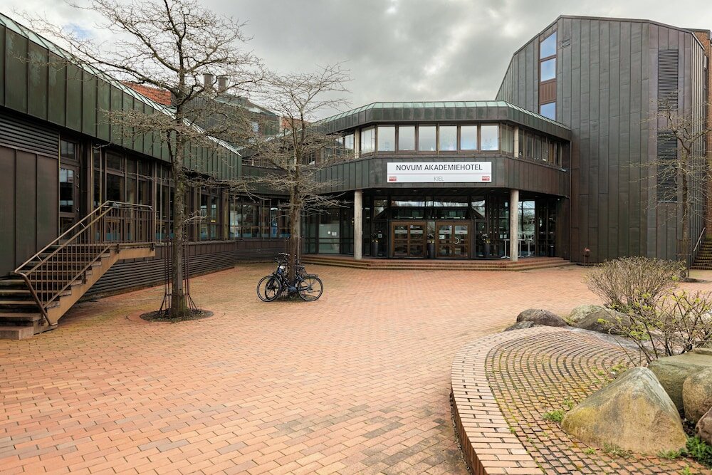 Фото Novum Akademiehotel Kiel