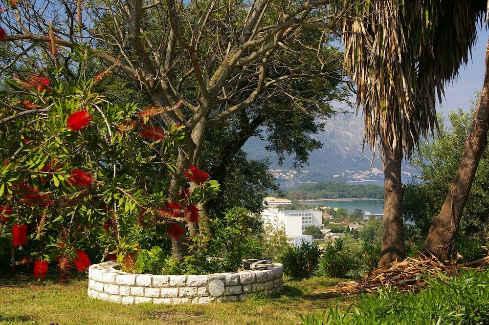 Фото Marialice Apartments