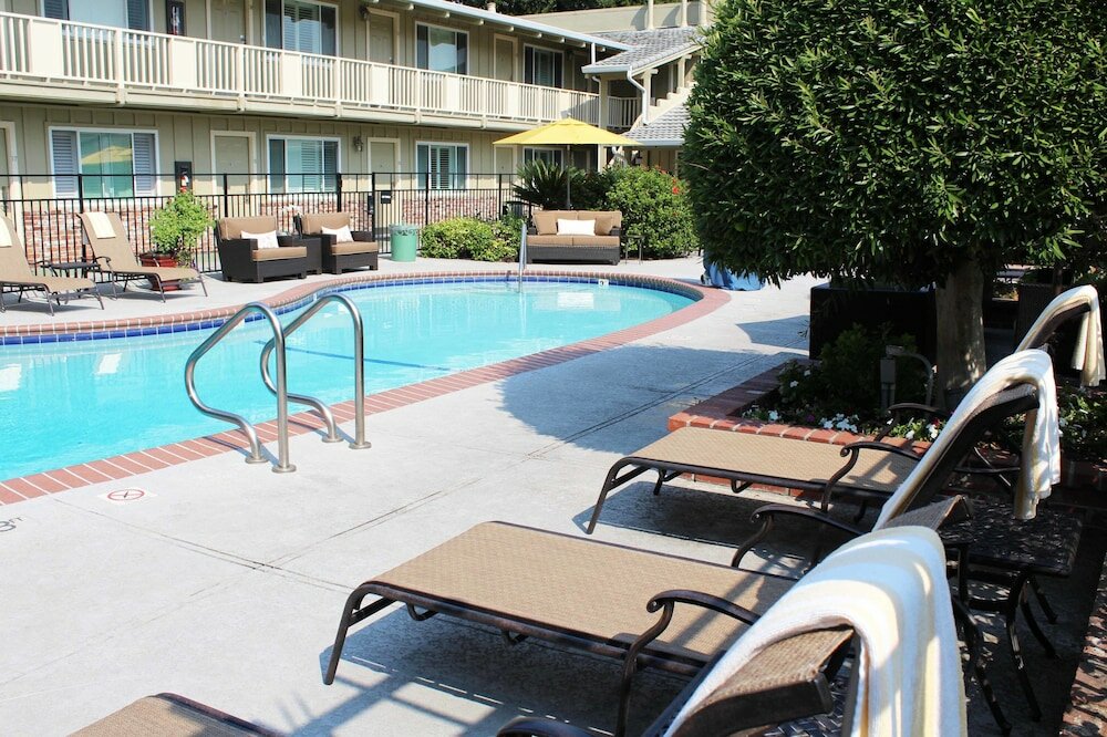 Фото Country Inn Motel