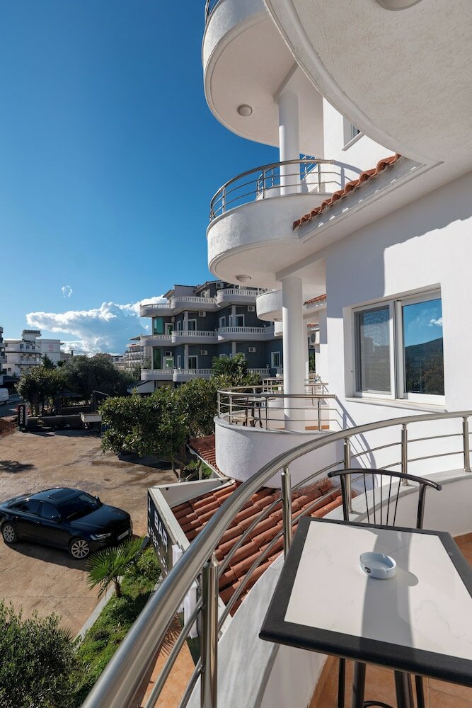 Фото Hotel Mariksel