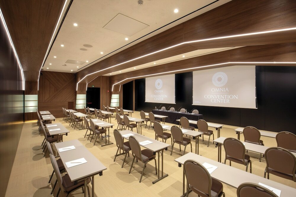 Фото Hotel Shangri-La Roma