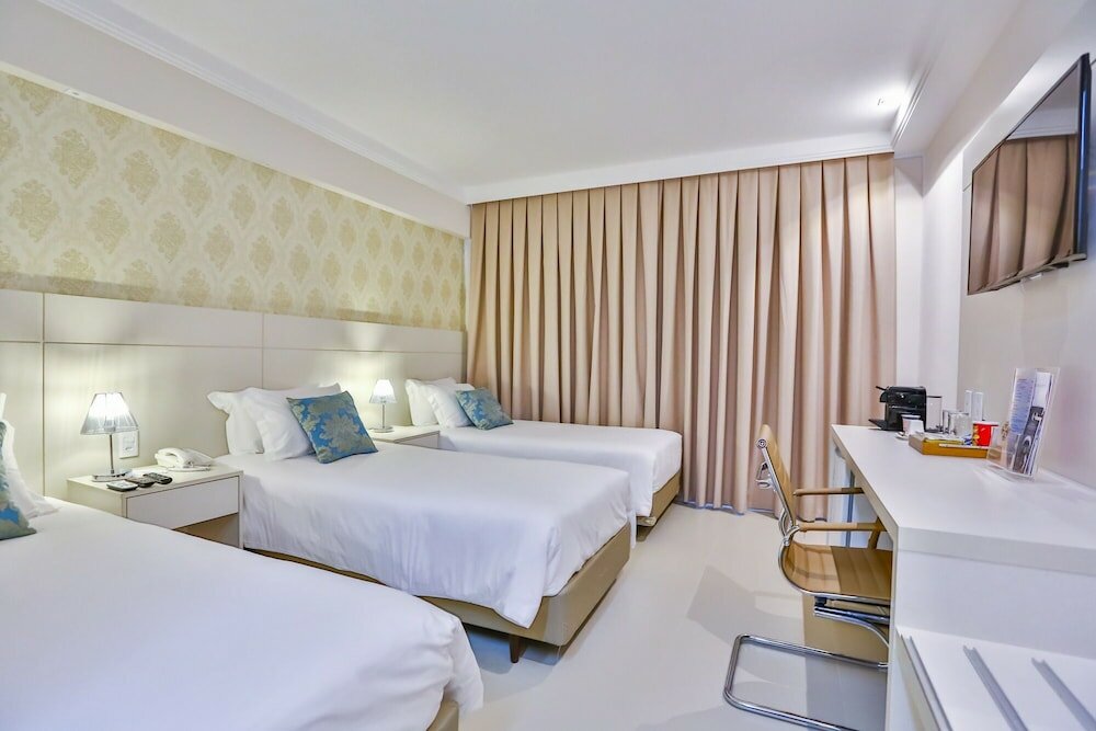 Фото Golden Lis Hotel Boutique