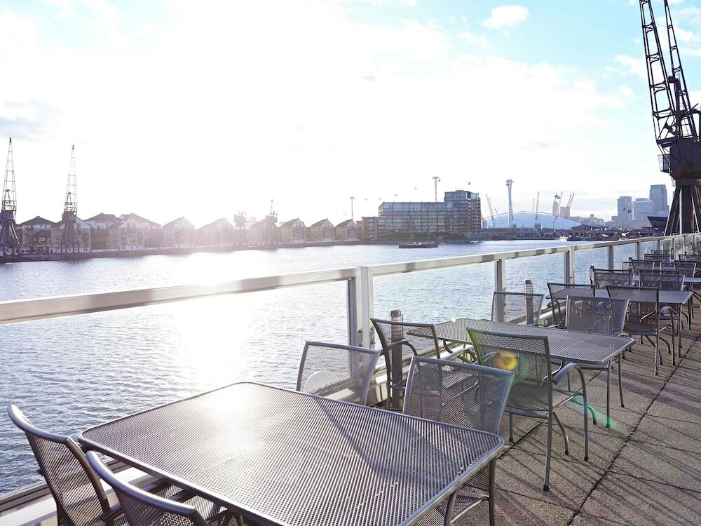 Фото Novotel London ExCeL