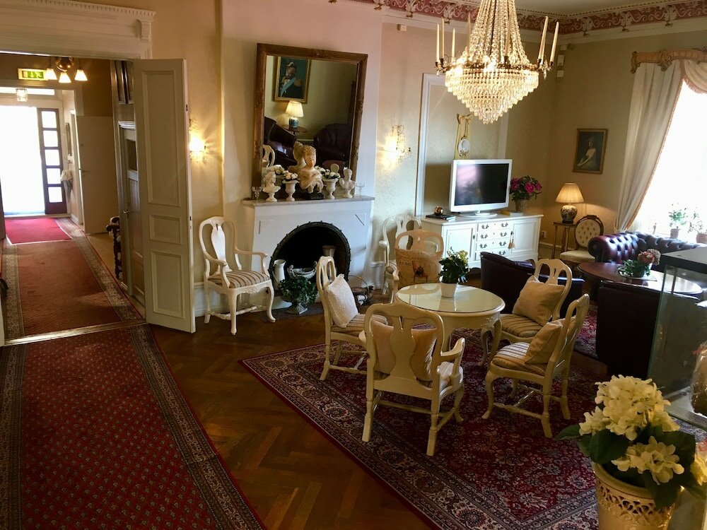 Фото Hotell Torpa Pensionat