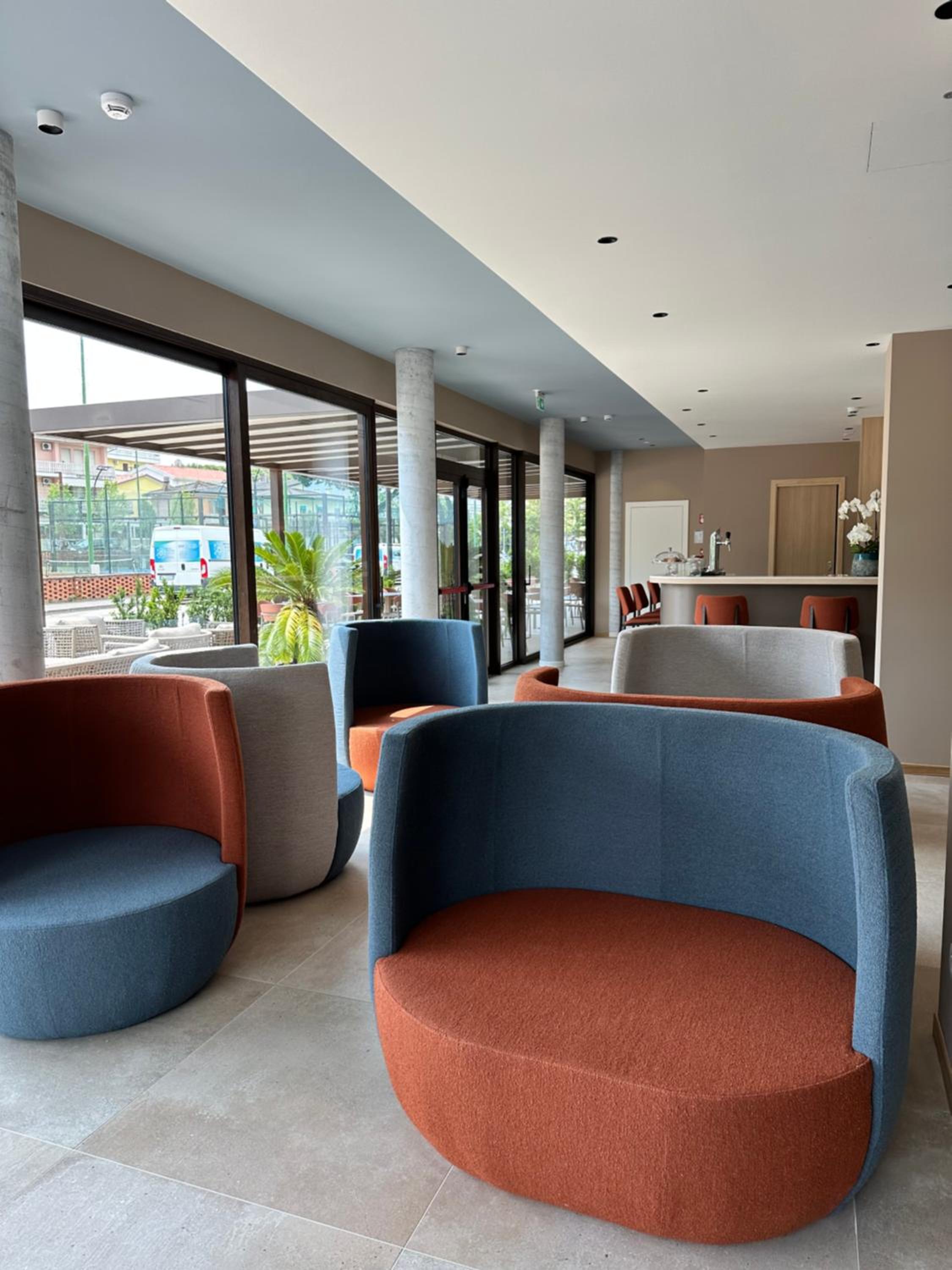 Фото Petit Hotel