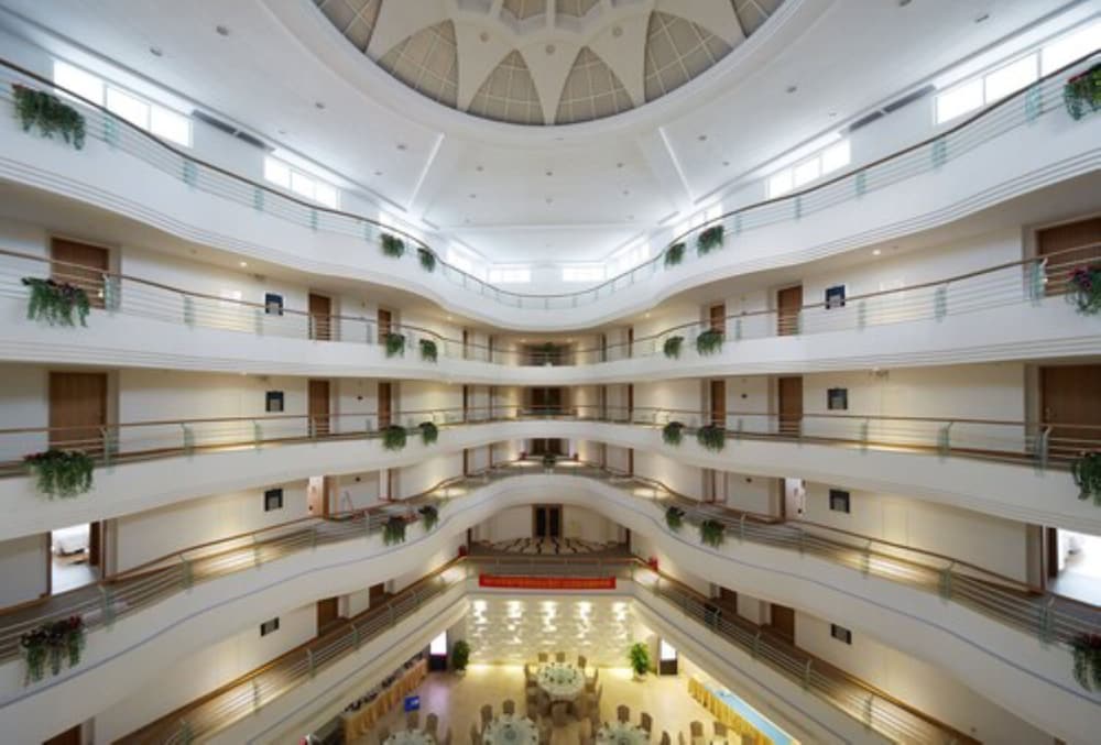 Фото Airland Hotel