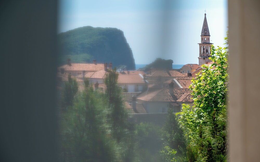 Фото Hotel Majestic