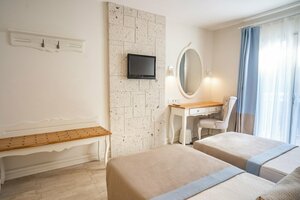 Hotel Club Phokaia (Izmir, Foca, Ismetpasa Neighborhood, 354th Street, 2I), hotel